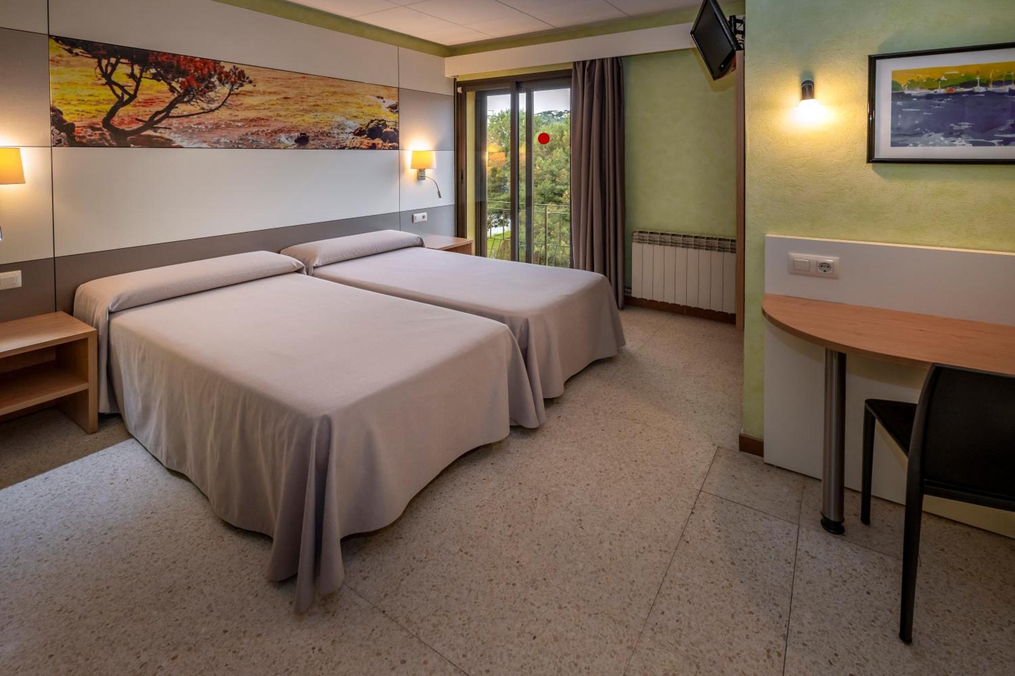 Hotel Sabiote ピネダ・デ・マール エクステリア 写真
